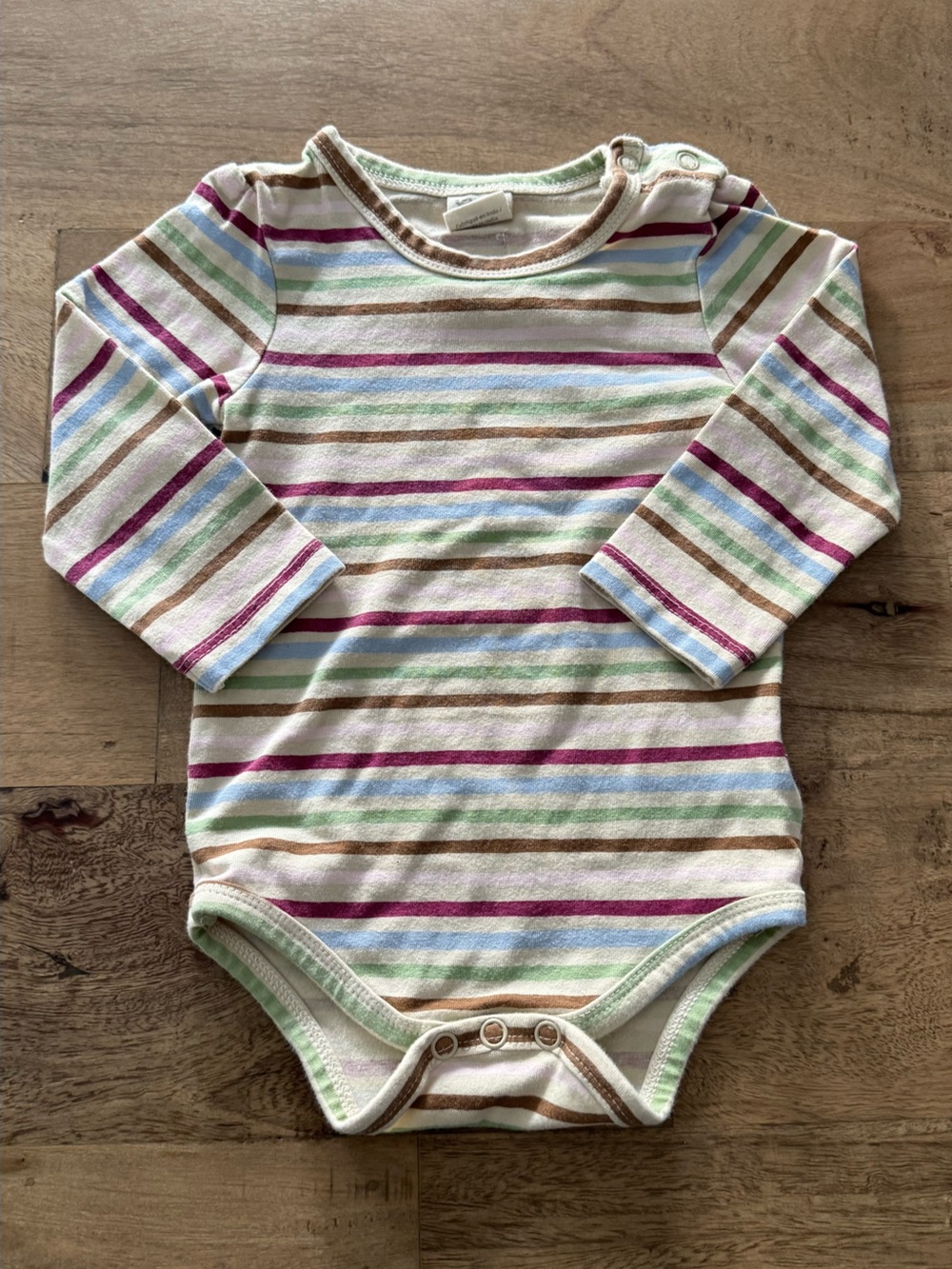 Birdz cute Striped Long-Sleeve Baby One-Piece onesie snap sz 9 months
